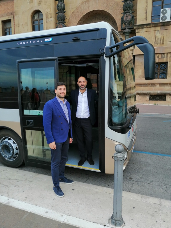 &quot;I nuovi bus ibridi del CTP contribuiranno a migliorare il nostro  sistema di trasporti&quot;
