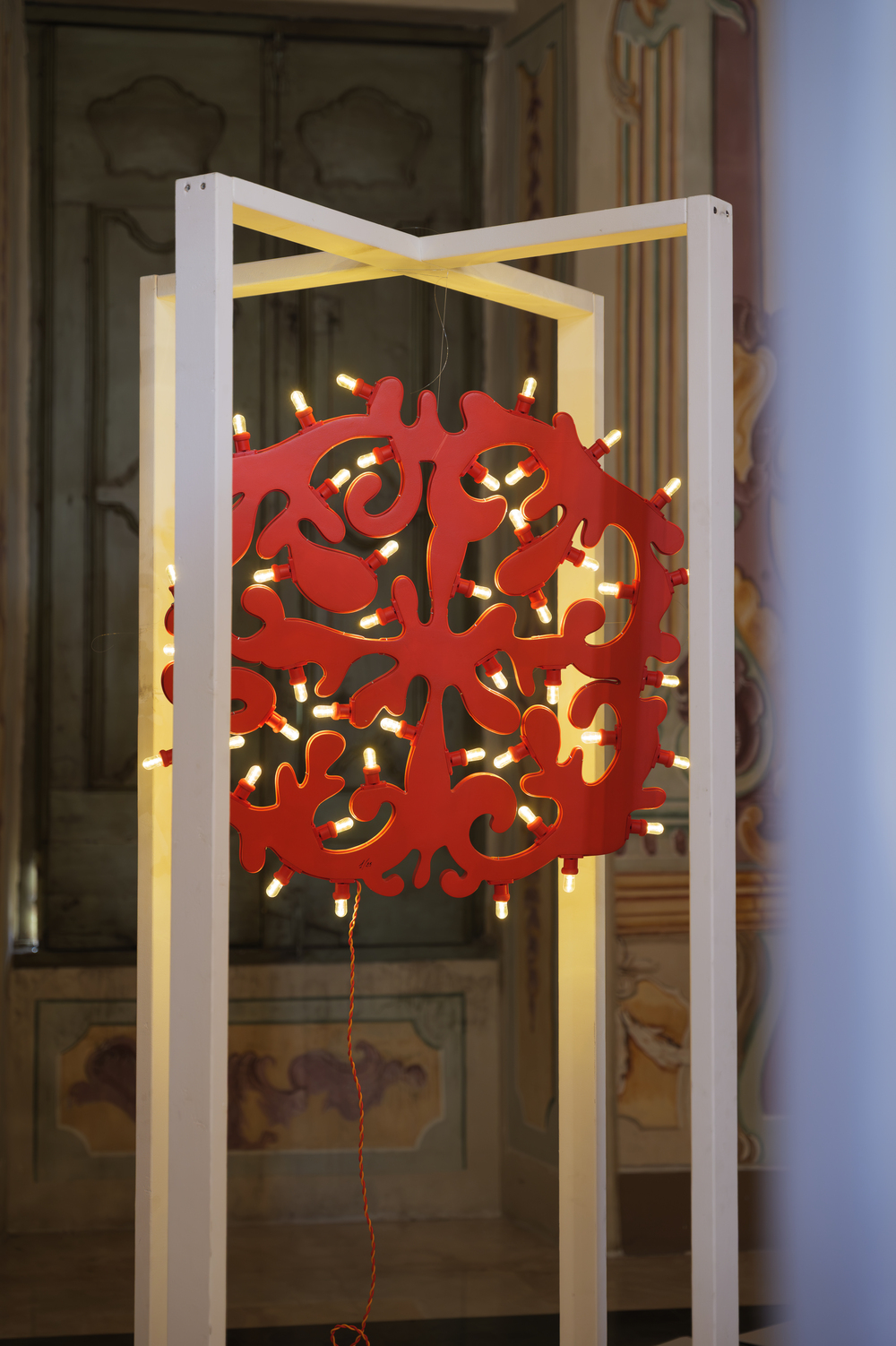 Passerella Mediterranea – donne, NON pupe: installazione artistica "Metamorfosi di Luce"
