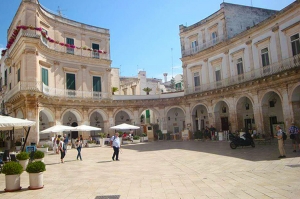 02- Itinerario ambientale. Martina Franca, Crispiano, Statte, Montemesola, Massafra, Mottola, Palagianello, Castellaneta, Laterza, Ginosa