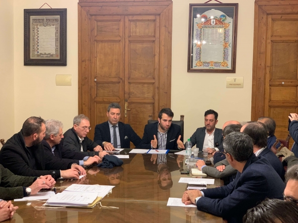 Svolta per la Regionale 8, la Provincia di Taranto presenta il progetto definitivo