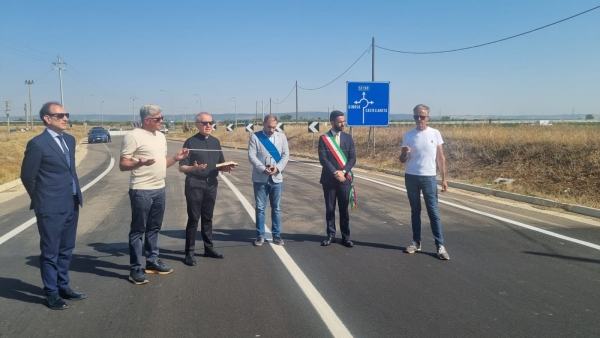 Inaugurazione della Sp 13. Presenti il Presidente della Provincia ed il Sindaco di Castellaneta